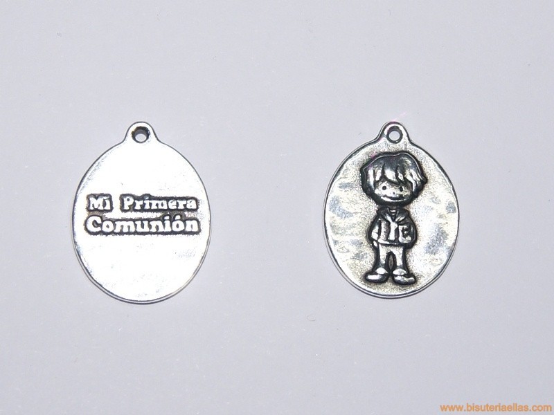 Medalla Comunión niño 22x18mm zamak baño plata