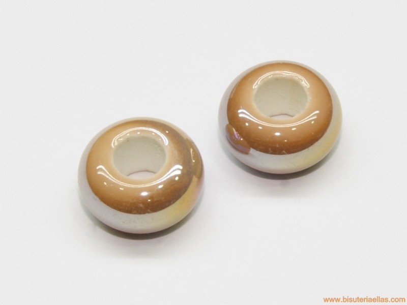 Bola chata Ø13x7mm paso 5mm marrón