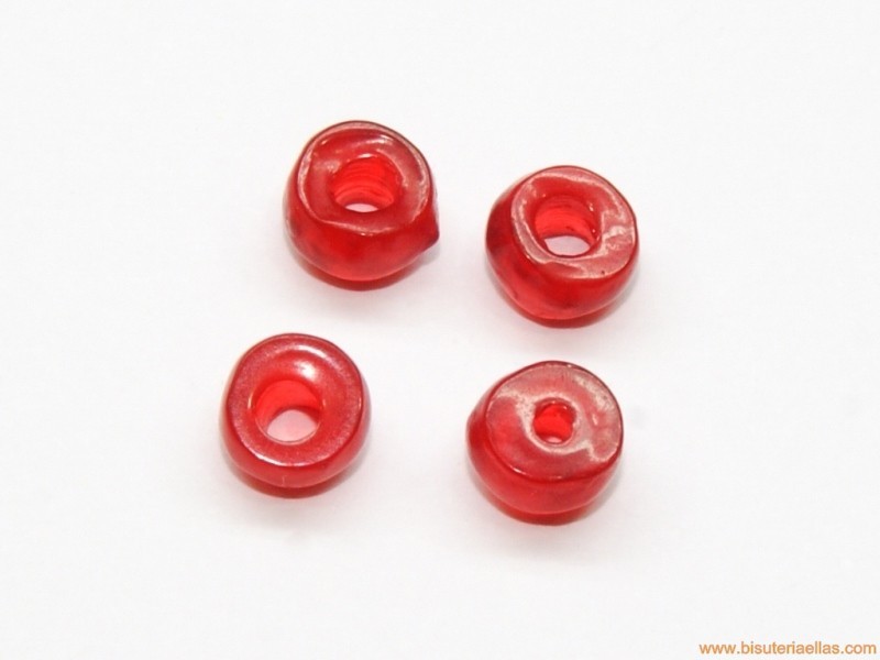 Donut irregular de resina 7mm paso 2,5mm rojo