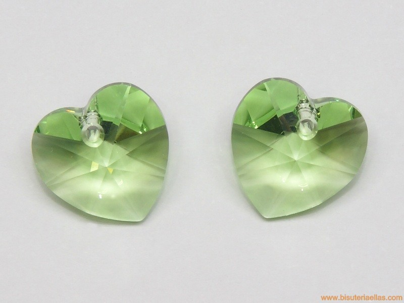 Corazón Swarovski 14mm Peridot