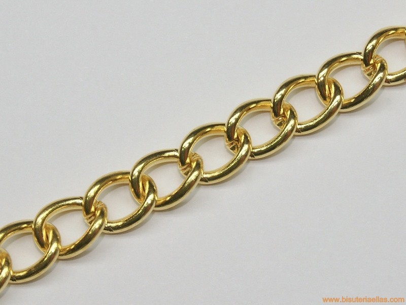 Cadena dorada ancho 8mm