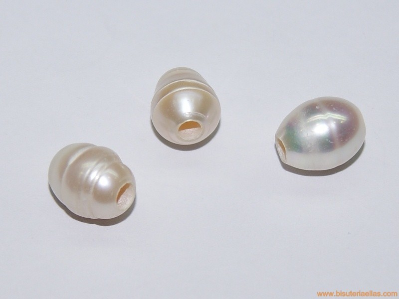 Perla cultivada alargada 13x11mm paso 3mm (sueltas)