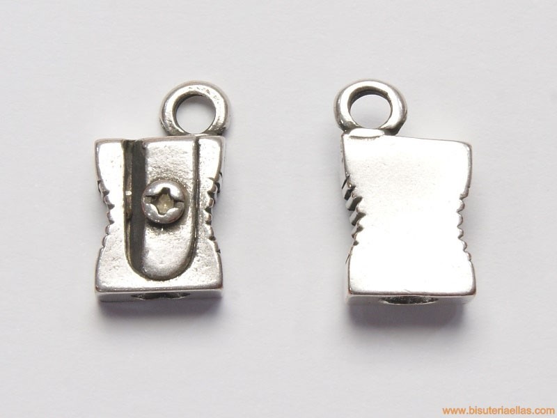 Charm zamak sacapuntas 18mm baño plata