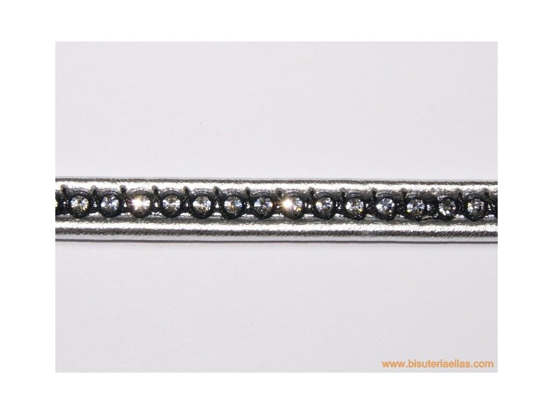 Cuero con strass 8mm plata