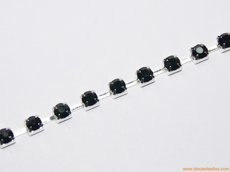 Cadena cristal engastado negro 3mm