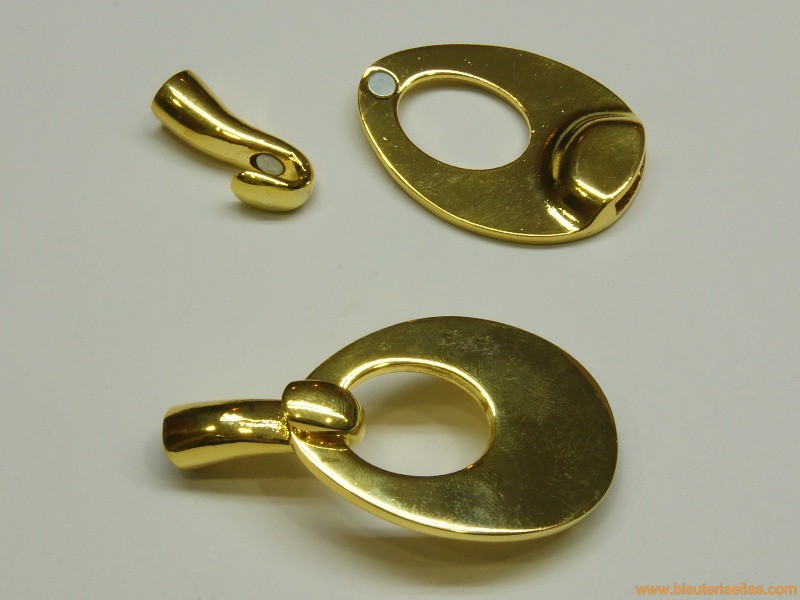 Cierre gancho pasos 11x2mm y 6mm dorado con imán