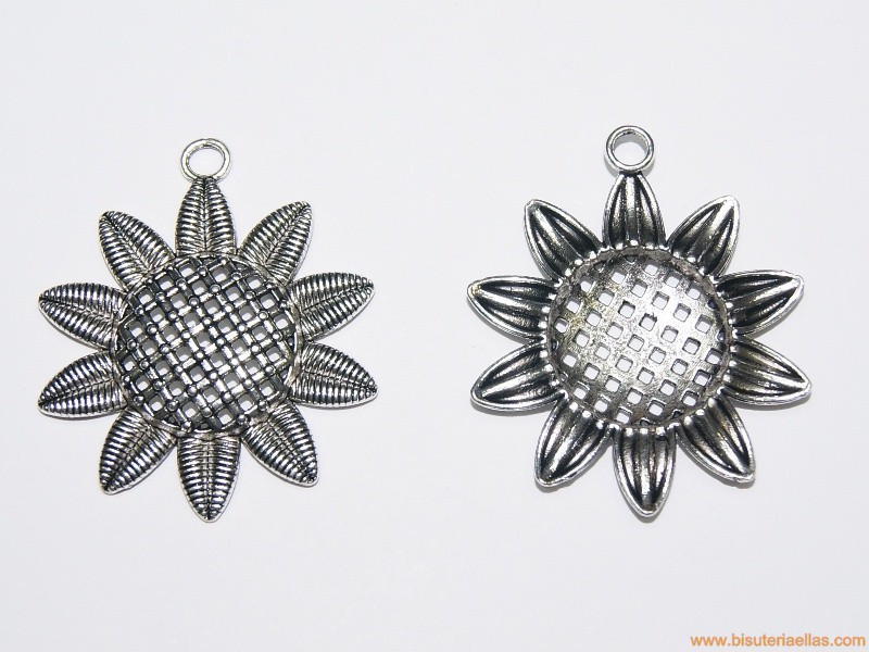 Colgante flor 43mm