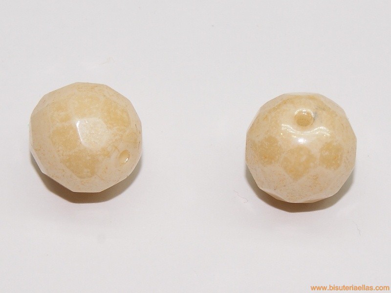 Bola facetada 12mm crema