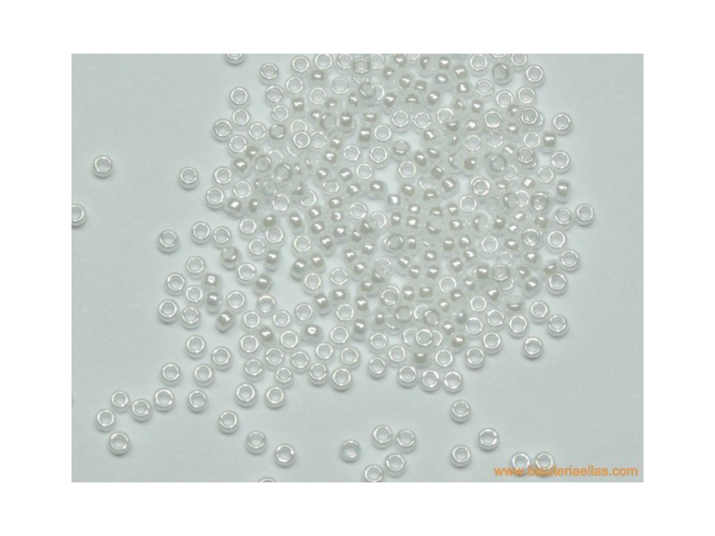 Rocalla Miyuki 15/0 White Pearl Ceylon